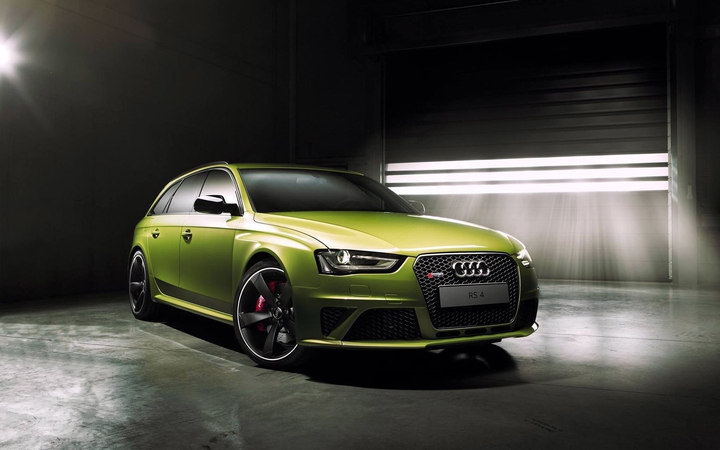 Audi RS4