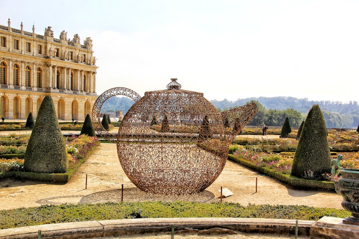 Big teapot