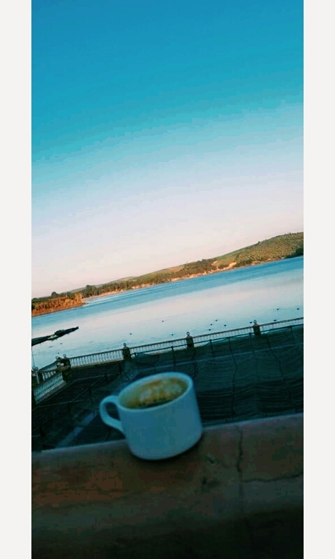 café