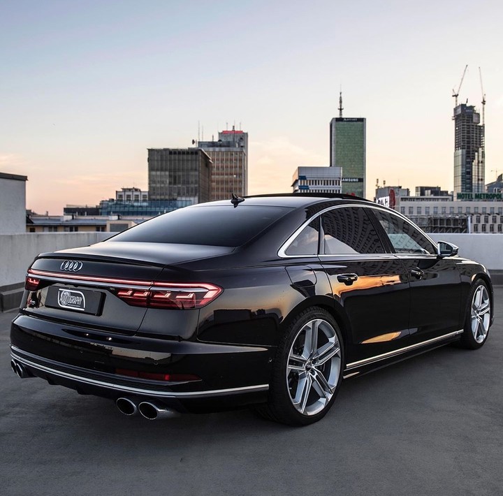 Audi RS8