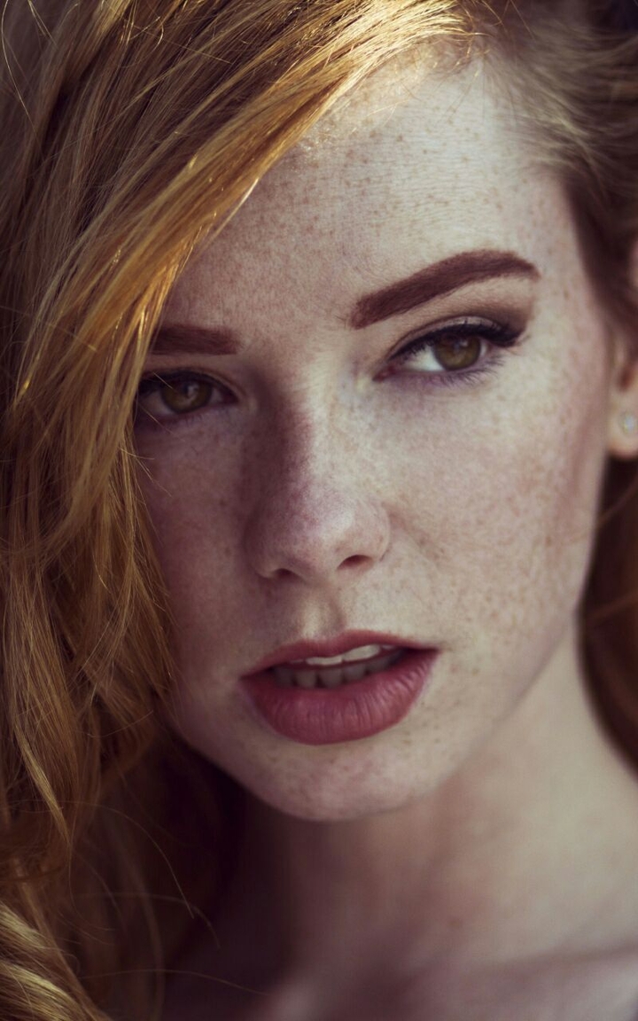 Hattie watson, Freckles, Eyes, Girl
.