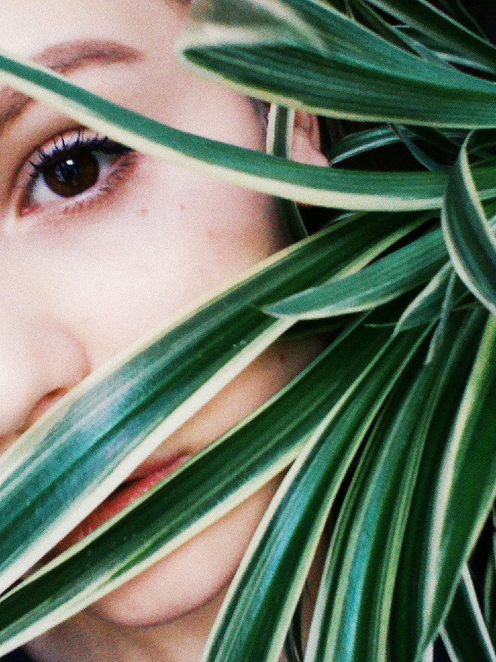 Face in flower