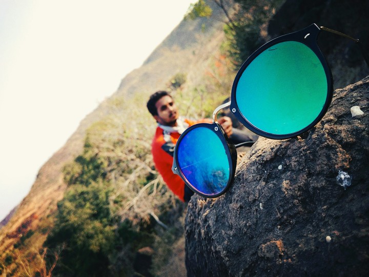 click by meeh.