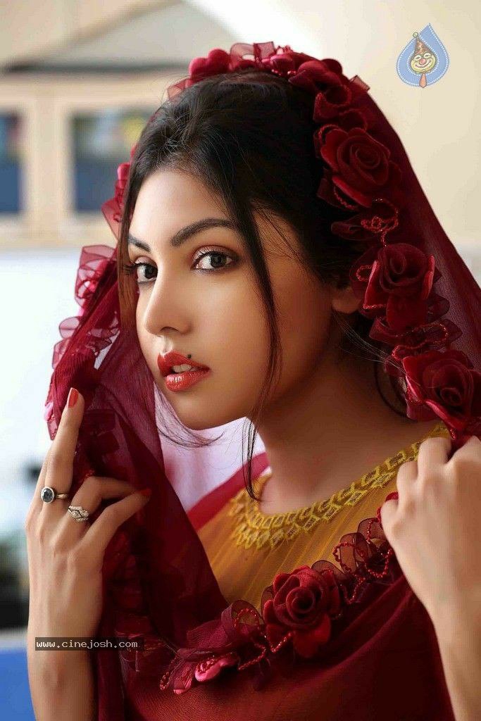 komal jha