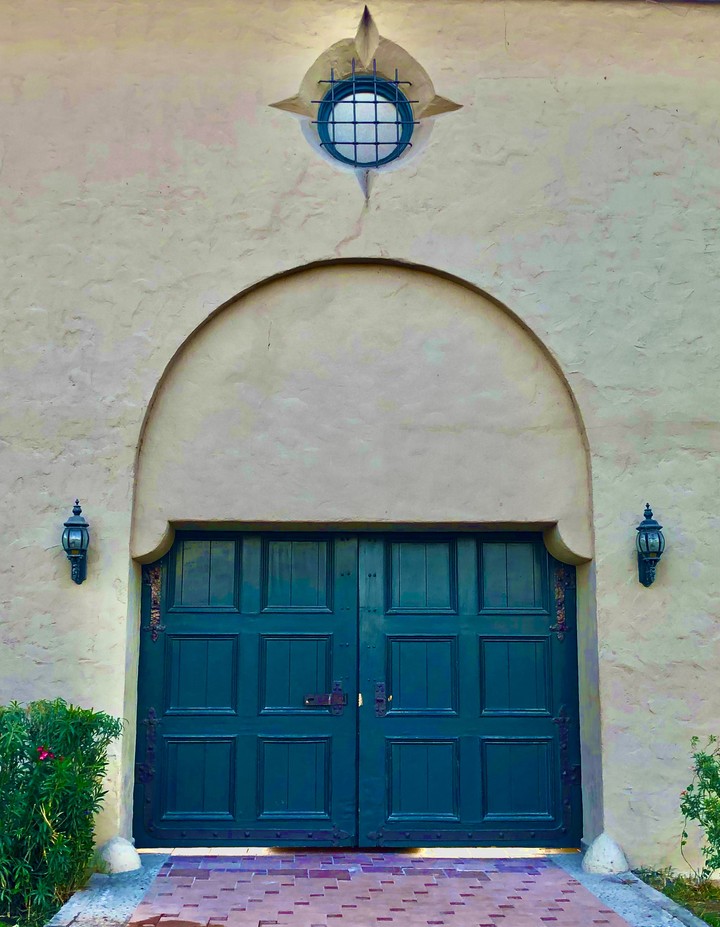Entrada Colonial