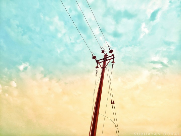 Electricity pole
