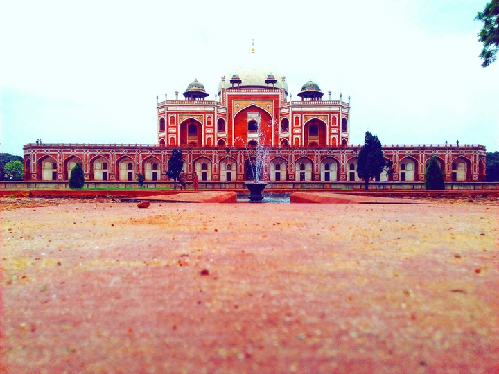 hamayus tomb
