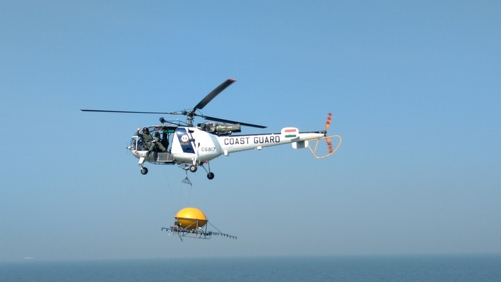 HELICOPTER