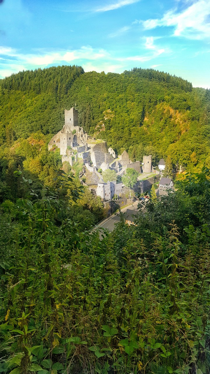 Travelling Manderscheid/Germany