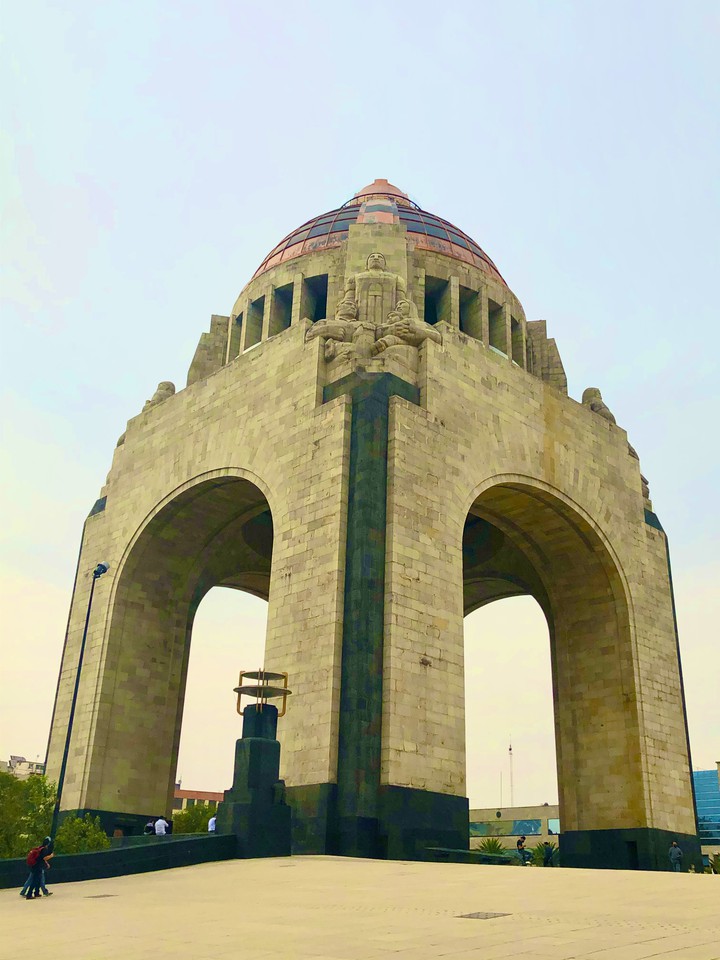 Monumento a la Revolución