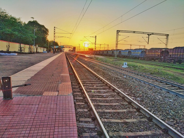 Railway station ukhra
