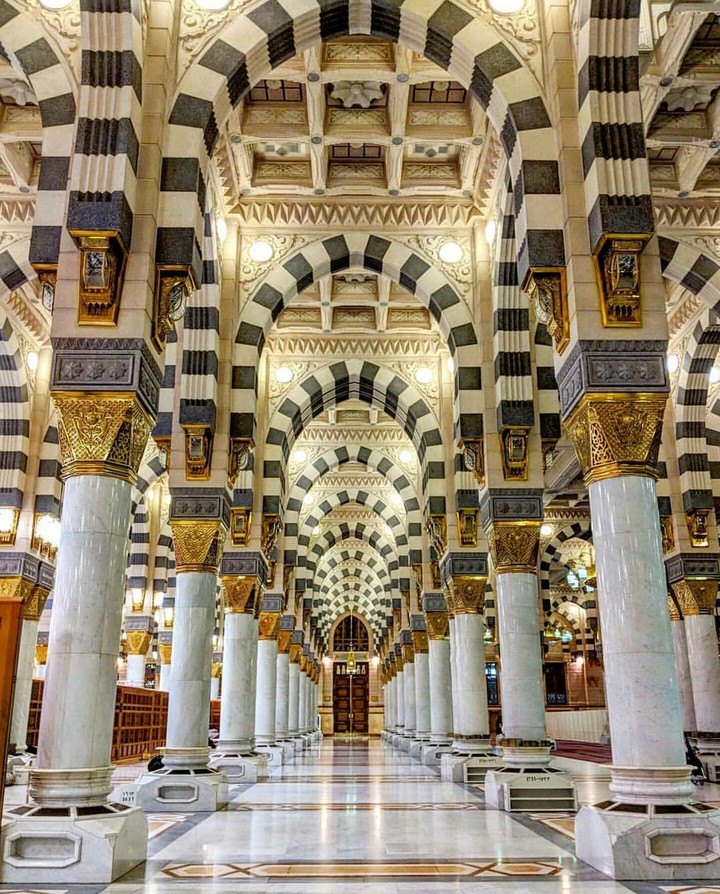 Beautiful View of Masjid e Nabvi