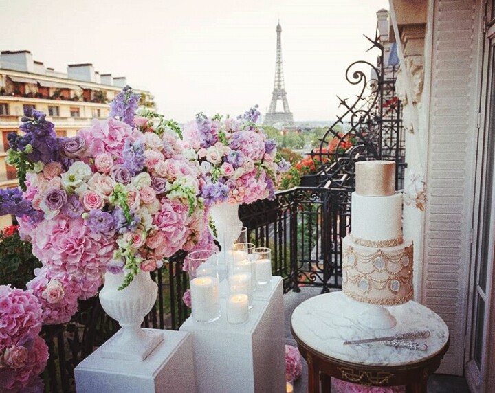 wedding in Plaza athénée Paris