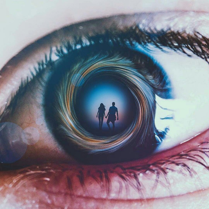 Eye