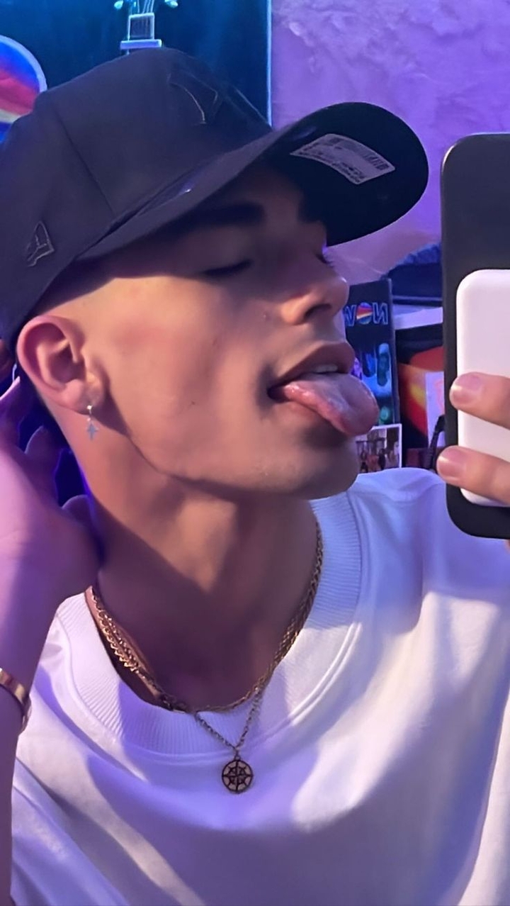 .