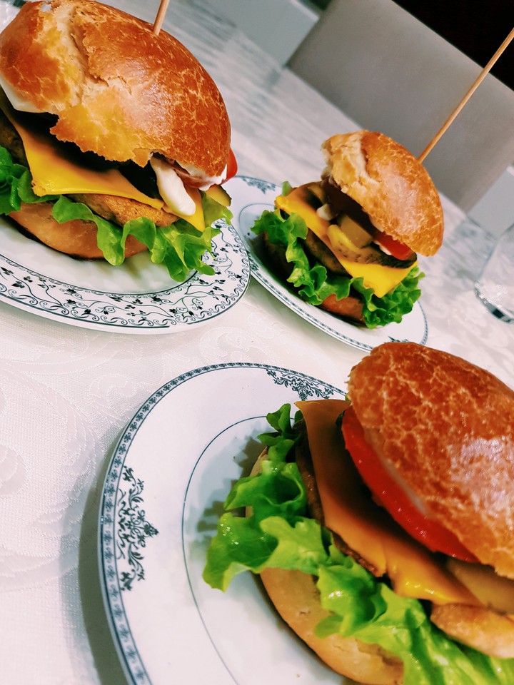 again hamburgers.....?????