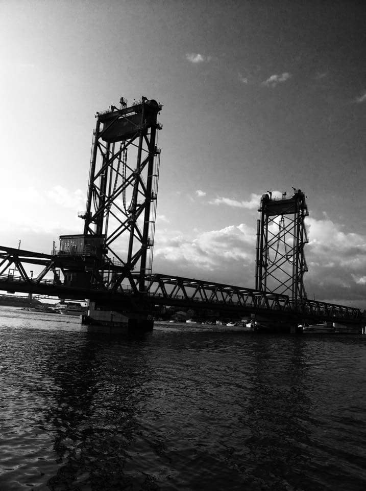 Memorial Bridge