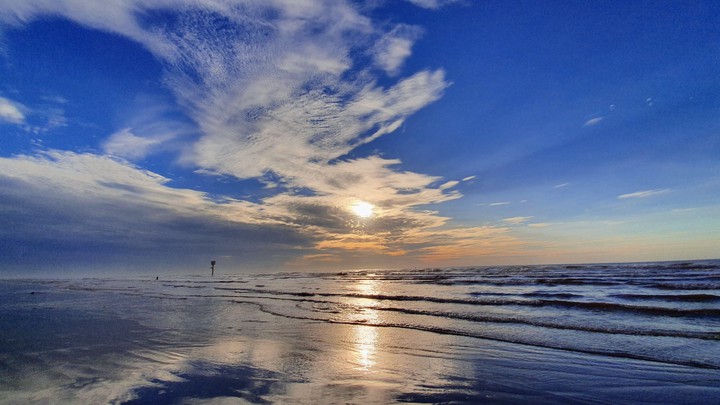 Sunrise on the beach