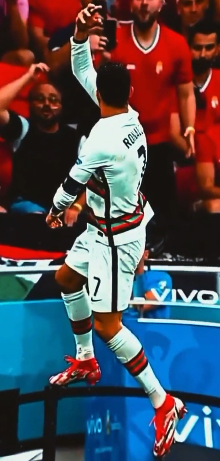 CR7