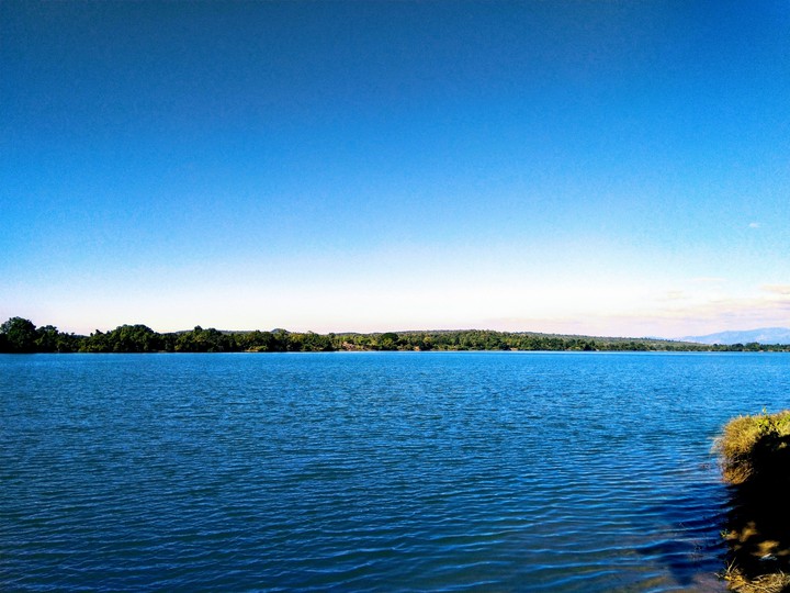 blue water_sky