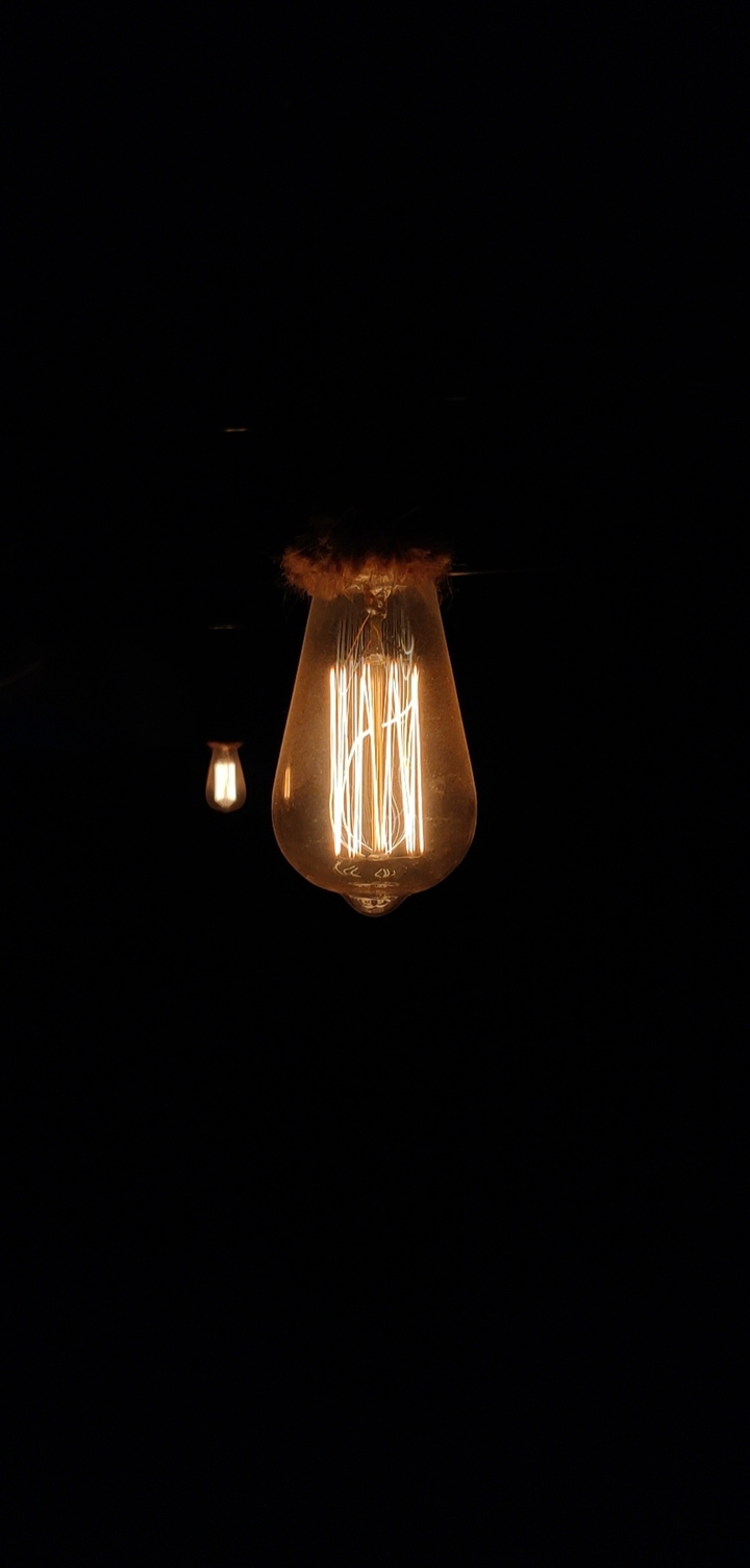 Light bulb