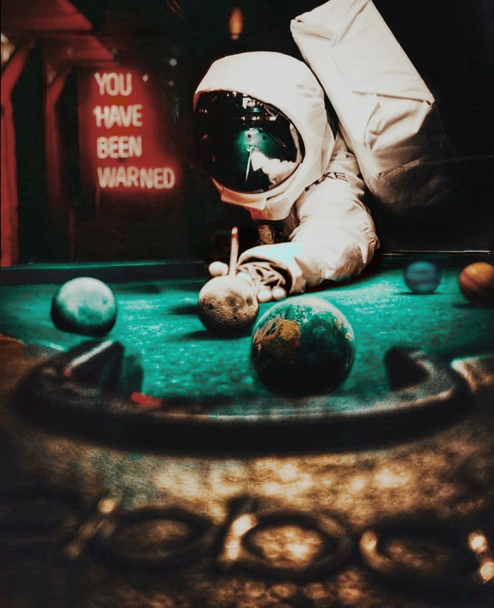 Snooker with planets