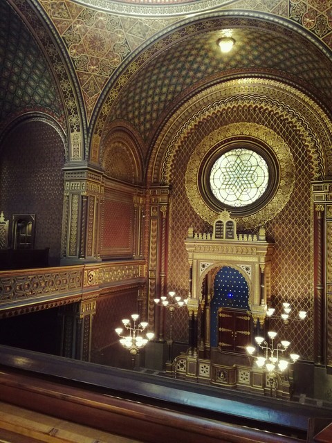 the Jewish synagogue