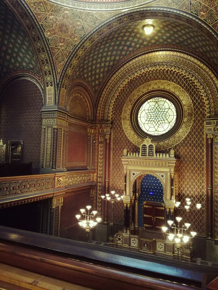 the Jewish synagogue