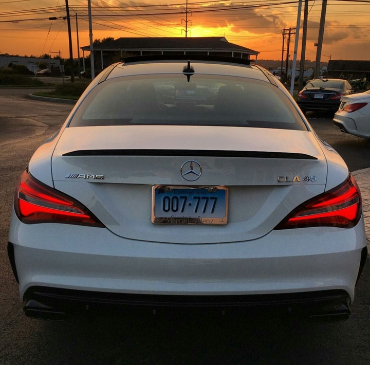 Mercedes-Benz 