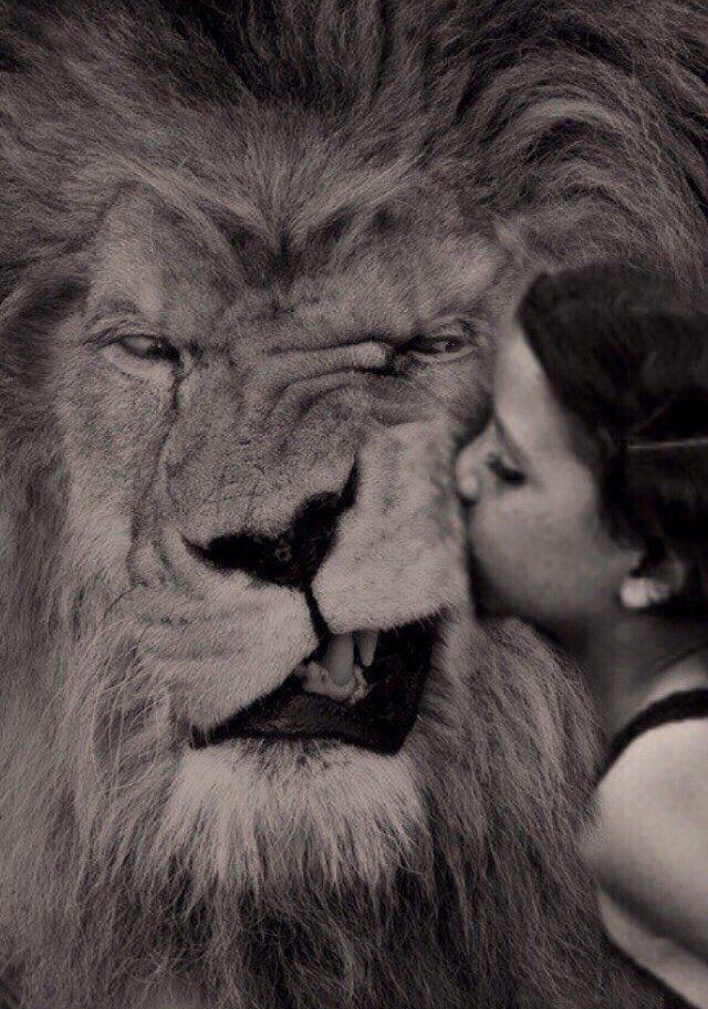 kiss