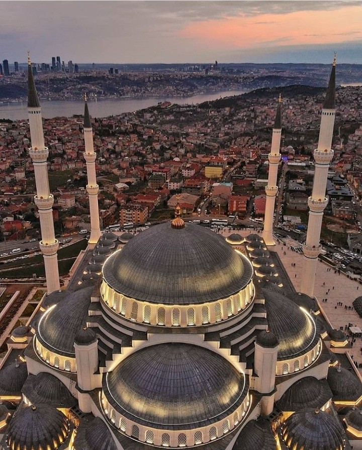 İstanbul Çamlıca Camii