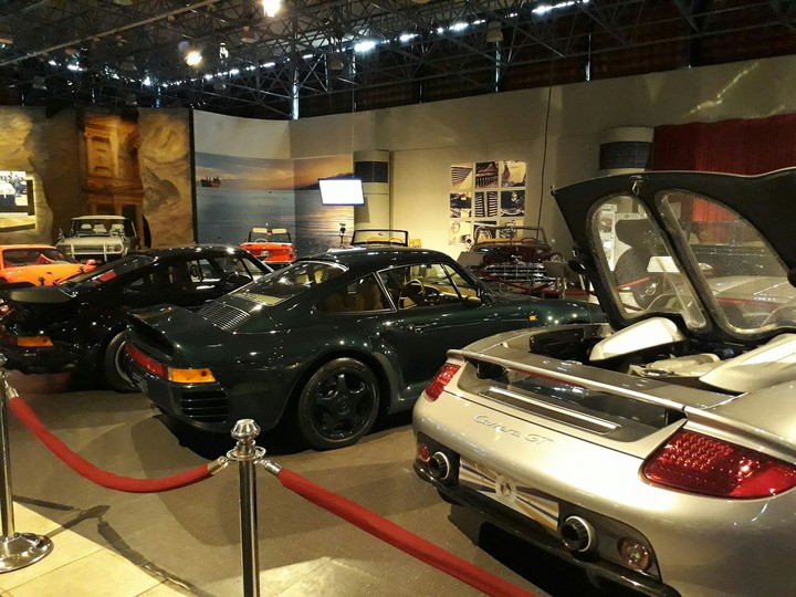 Porsche