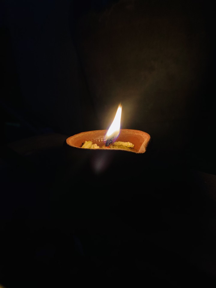 let all the darkness die