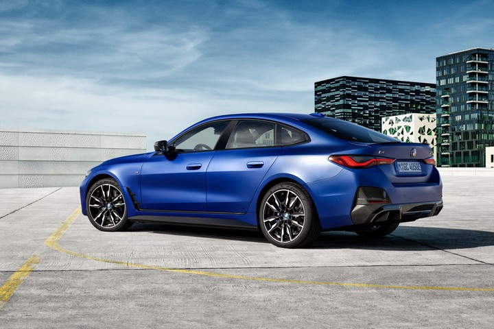 BMW i4 M50