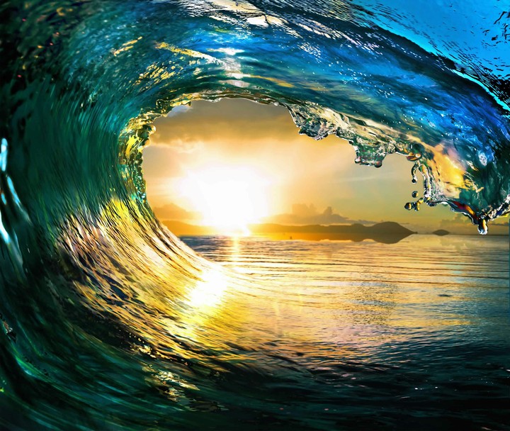 wave