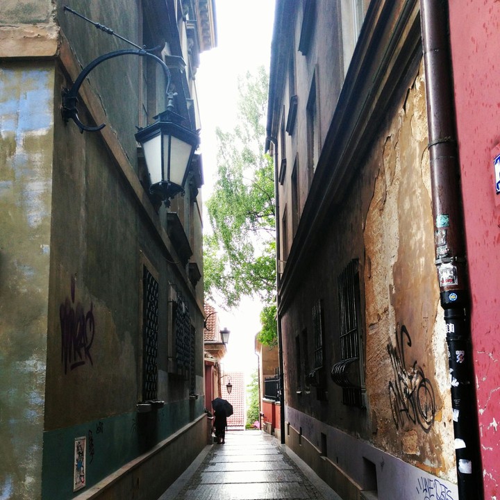 small Warsaw street