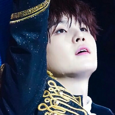 Yoongi ( Suga ) on stage