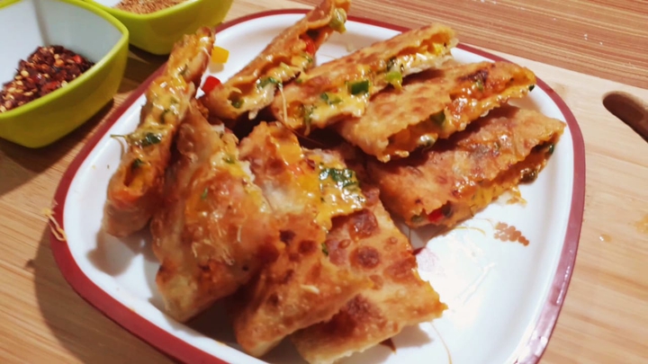Pizza Paratha