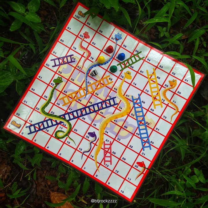 snake and ladder