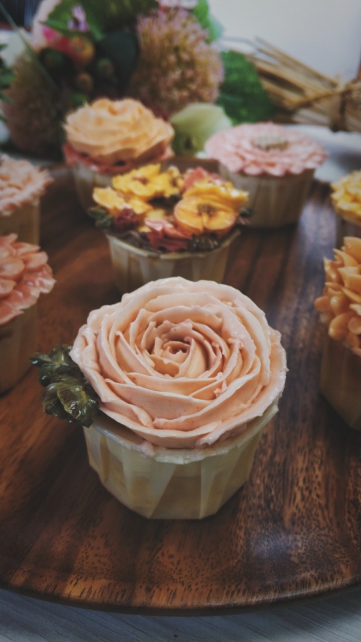 Flower♥ is a cupcakes
