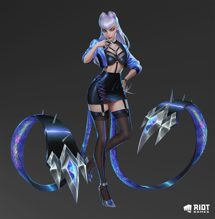 EVELYNN • MORE •