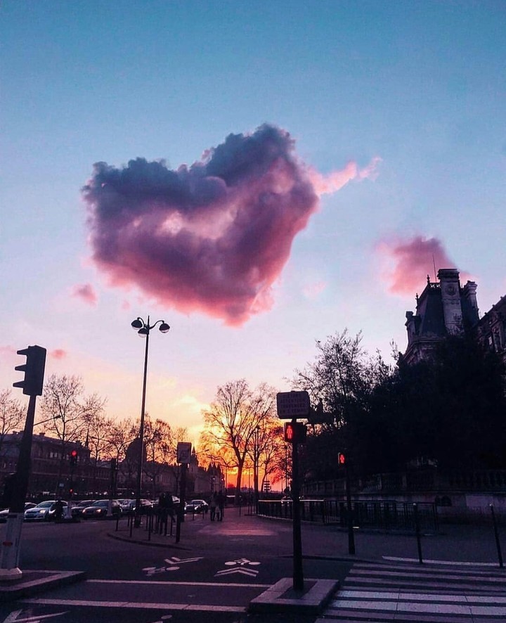 ☁