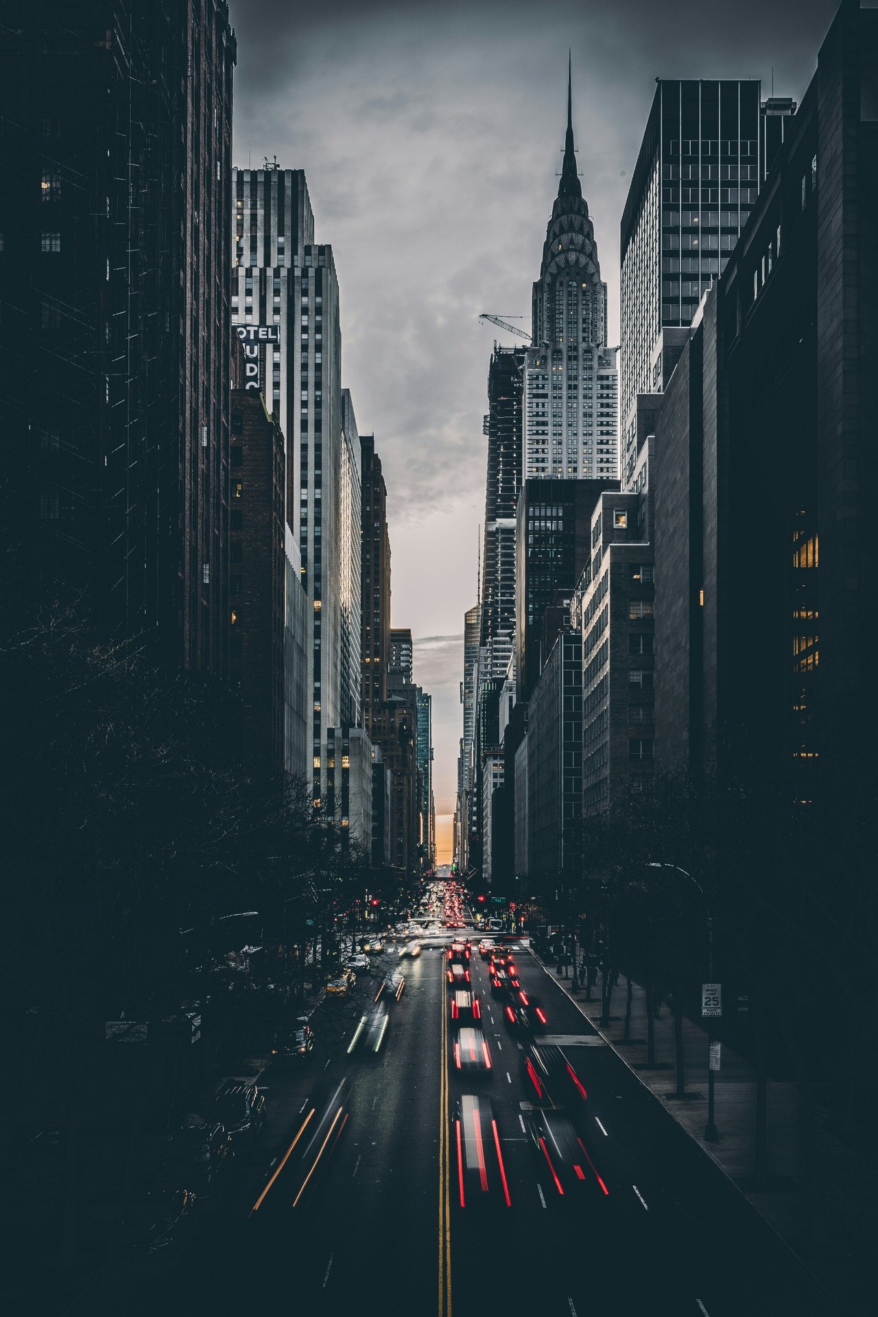 tapety tower, Street