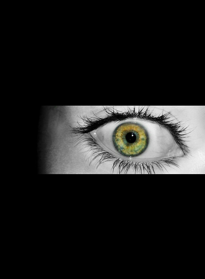 Green eye