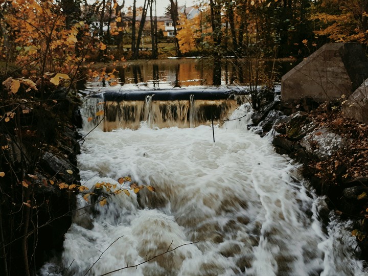 Mini waterfall
