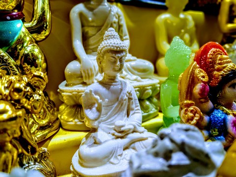 bhudham sarnam gachchami