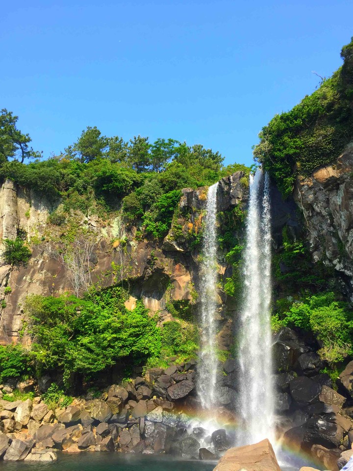 제주도 정방폭포