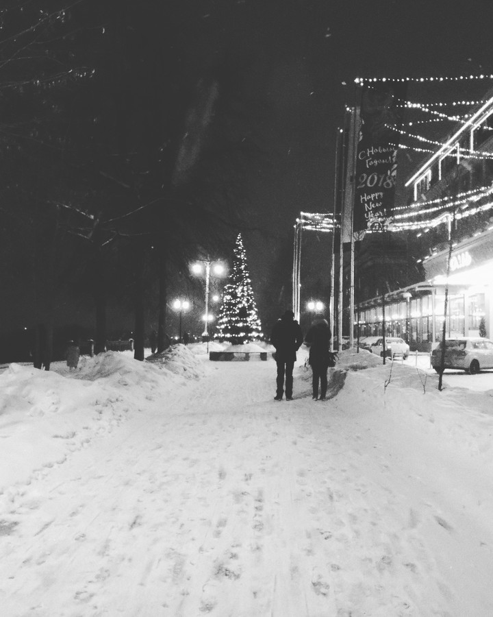 праздник к нам приходит:)