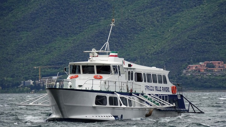 Schnellboot auf dem Gardasee