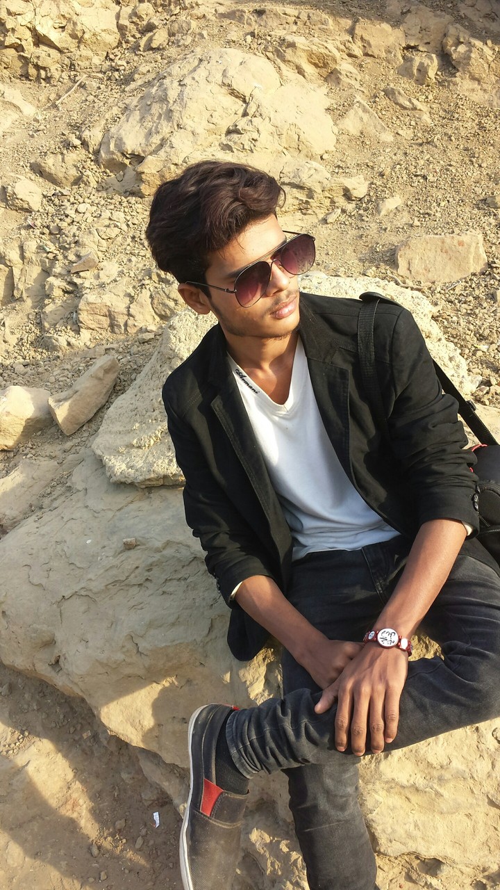 NoO  TiMe WeSt pYar vYar..